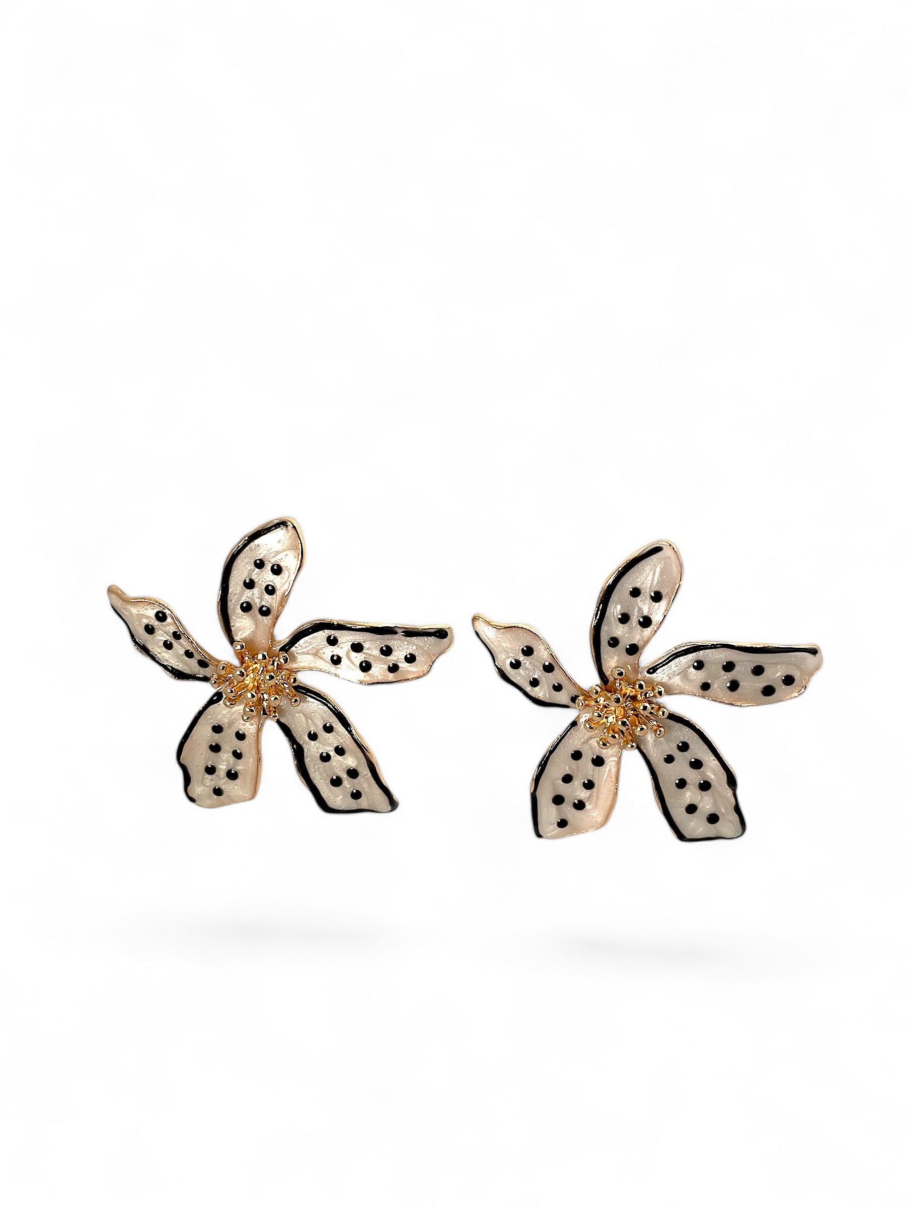 Mina Earring
